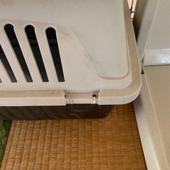 ペットゲージ　キャリアケース　トイレトレー他　の画像