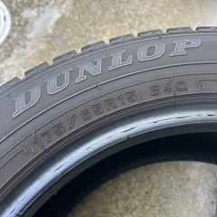 スタッドレスタイヤ４本ホイル無しの画像