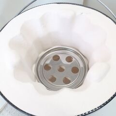 お引取り限定！！テーブル　しちりん　（キンカ）訳あり品😜の画像