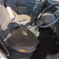 キャリイトラック  da63t　４ＷＤ　５ＭＴ　エアコン　パワステ　ラジオ　ドアバイザー　5万キロ台　車検27年4月　コミコミ35万円の画像