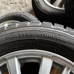 スタッドレスタイヤ 14インチの画像