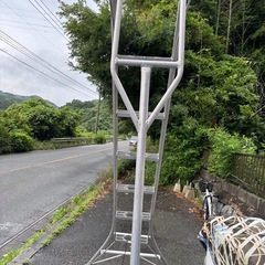 三脚脚立🪜の画像