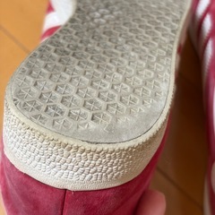 adidasメンズ　スニーカー　　赤の画像