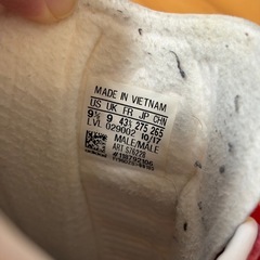 adidasメンズ　スニーカー　　赤の画像