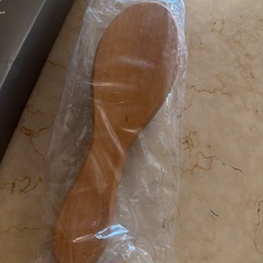 リッツカールトン　アメニティヘアブラシの画像