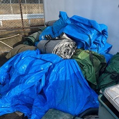 廃棄シート、廃棄材木の画像