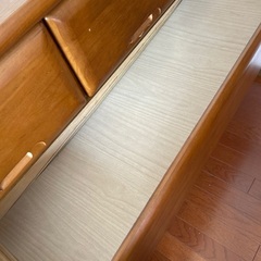 木製タンスの画像
