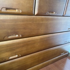 木製タンスの画像