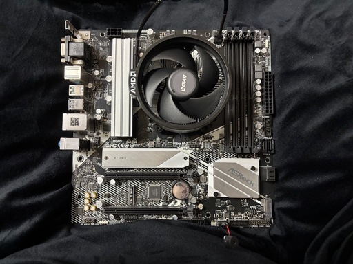 緊急値下げ【キャンセル入りましたので再投稿】ゲーミングパソコン