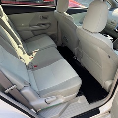 プリウスアルファ　車検有　13万5千km  HVBT交換済の画像