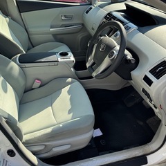 プリウスアルファ　車検有　13万5千km  HVBT交換済の画像