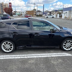 【希少】レクサスCT バージョンL 黒革 サンルーフ付の画像