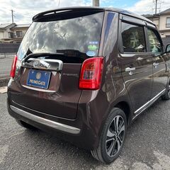 【総額コミコミ】広島発プライムゲート26年NONE4WDプレミアムツアラー　車検令和９年９月　ワンオーナー　4WDターボ　シティブレーキアシスト　プレミアムモカパール　純正ナビ　バックカメラ　地デジテレビ　ステアリングリモコン　ETC　前後ドラレコ　HIDライト　フロントフォグ　クルーズコントロール　純正15インチアルミ　スマートキー　プライバシーガラス　革巻きステアリング　タイミングチェーン　修復歴無し　ディーラー系オートオークション仕入　軽自動車　格安の画像