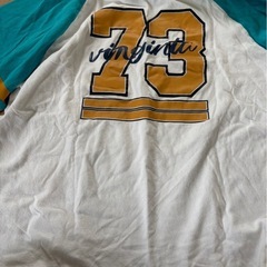 メンズシャツの画像