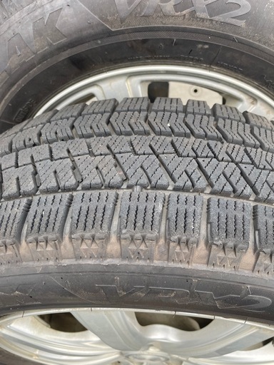 ⑤185/65R15ブリヂストンブリザックVRX2アルミ付きスタッドレスタイヤ、プリウス、PCD100、2024年モデル