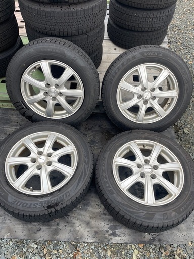 ⑤185/65R15ブリヂストンブリザックVRX2アルミ付きスタッドレスタイヤ、プリウス、PCD100、2024年モデル