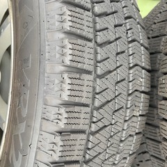 ⑥185/65R15ブリヂストンブリザックVRX2アルミ付きスタッドレスタイヤ、プリウス、PCD100、2024年モデルの画像