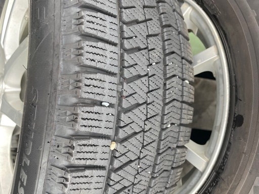 ⑥185/65R15ブリヂストンブリザックVRX2アルミ付きスタッドレスタイヤ、プリウス、PCD100、2024年モデル