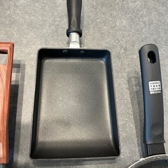 フライパン5点セットあげます
の画像