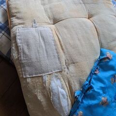 無料！座布団　おまとめ　3点セットの画像