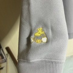 ユニバーサルスタジオストア限定スヌーピーパーカーMサイズの画像