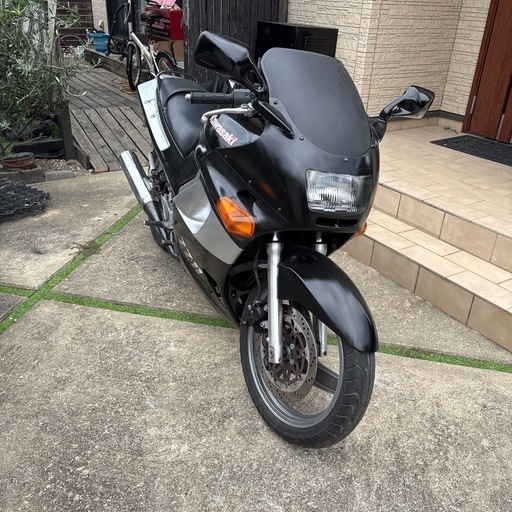 11月まで売り切り‼️Kawasaki zzr250 エンジン良好　実働‼️ レストアベース‼️最終値引き