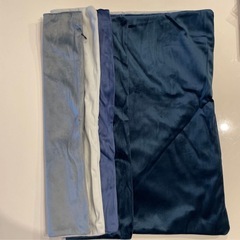 新品未使用品　クッションカバー 4枚（4色）ビロード 50×50 正方形の画像