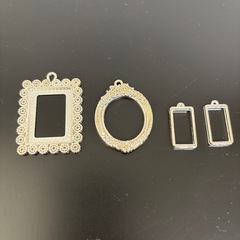 シルバー　レジンアクセサリー枠　６個の画像