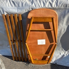 折りたたみ机の画像