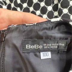  美品★BeBe ノースリーブワンピース 100cmの画像