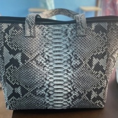 ハブ柄トートバッグの画像