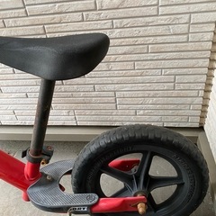 ストライダー   赤の画像