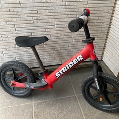 ストライダー   赤の画像