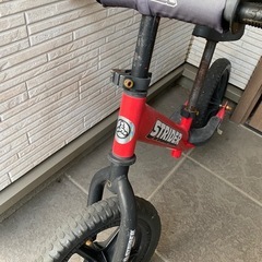 ストライダー   赤の画像