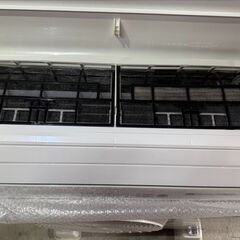 パナソニック ルームエアコン CS-J402D2-W 2022年製 主に14畳 200Vの画像