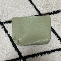 ポーチ　グリーン　美品の画像