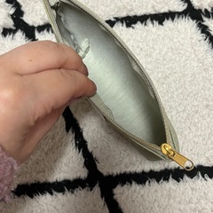 ポーチ　グリーン　美品の画像