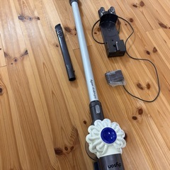 【ジャンク品】ダイソンv6 slim proの画像