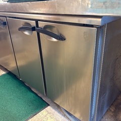 業務用冷蔵庫の画像