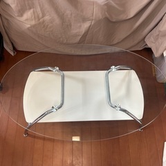 ニトリ　ガラステーブル　白の画像