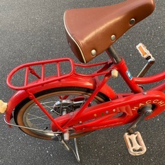 赤い自転車　ブリヂストン 16インチの画像