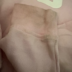 FILA ピンク パーカーとズボン　サイズ7の画像