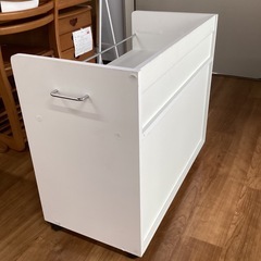 キャスター付き収納ラック【町田市再生家具】1119
の画像