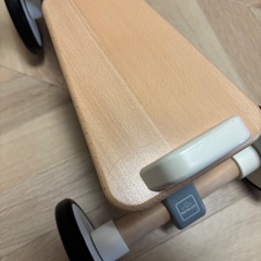 ポーネルンド　木の四輪バイクの画像