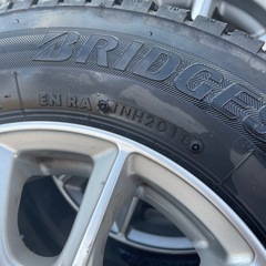 ブリジストンスタッドレスタイヤアルミホイル4本セットの画像