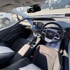 トヨタ プリウス 平成29年式 S“Safety Plus”パッケージの画像