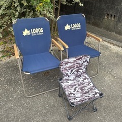 LOGOSチェア2点と（おまけチェア1点）の3点セットの画像