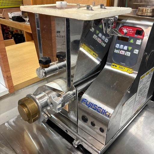 フジセイキの製麺機