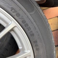 IQに付けていたタイヤホイールセット
の画像