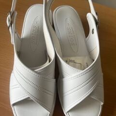 SOINS　ナースシューズの画像